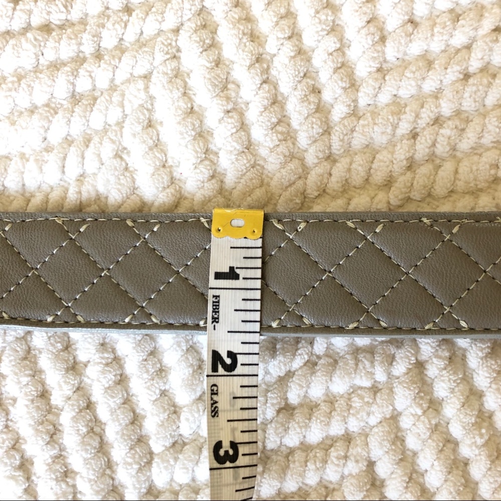 St. John Grey Quilted Leather Belt - Picture 9 of 9